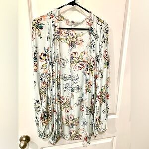 New Directions Light Blue Floral Topper / Ruana